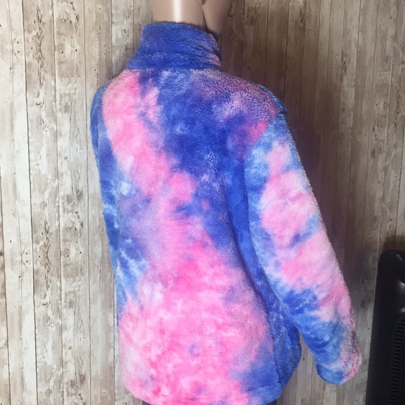 TIE DYE FAUX FUR SHERPA PULLOVER - Picture 5 of 9